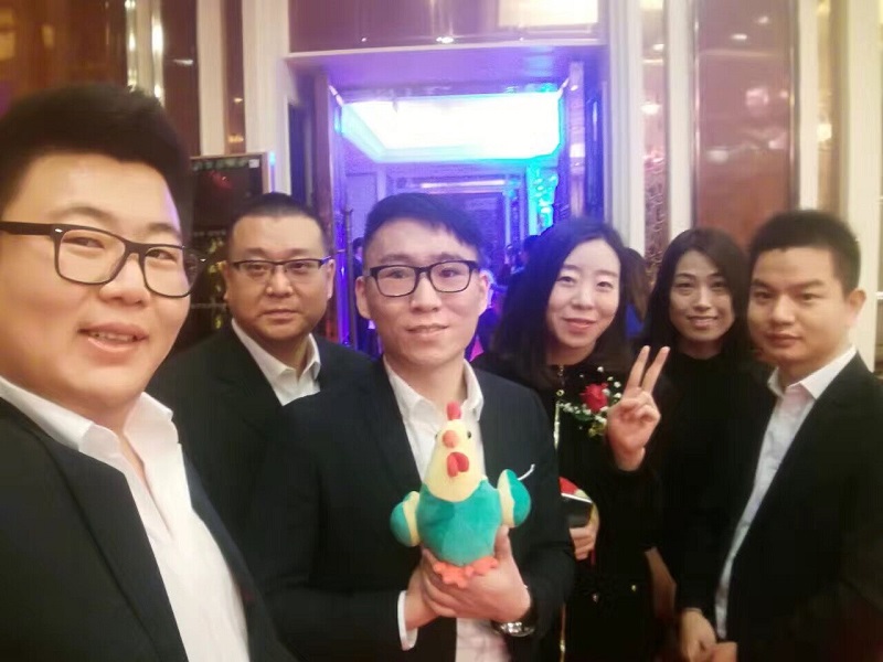 海天裝飾·易尚國際 一起蛻變 騰飛2017！